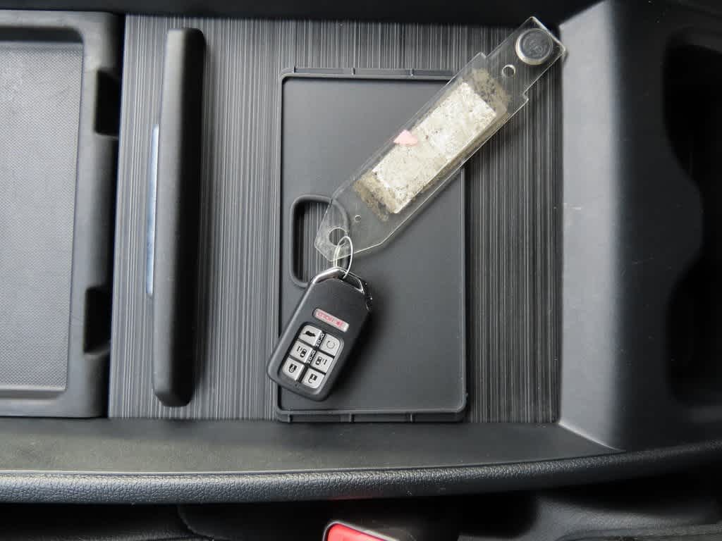 Thumbnail: 2023 Honda Odyssey - 29