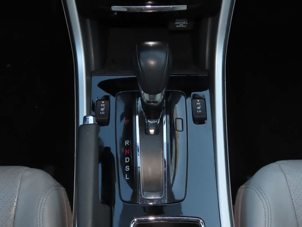 Thumbnail: 2016 Honda Accord - 21