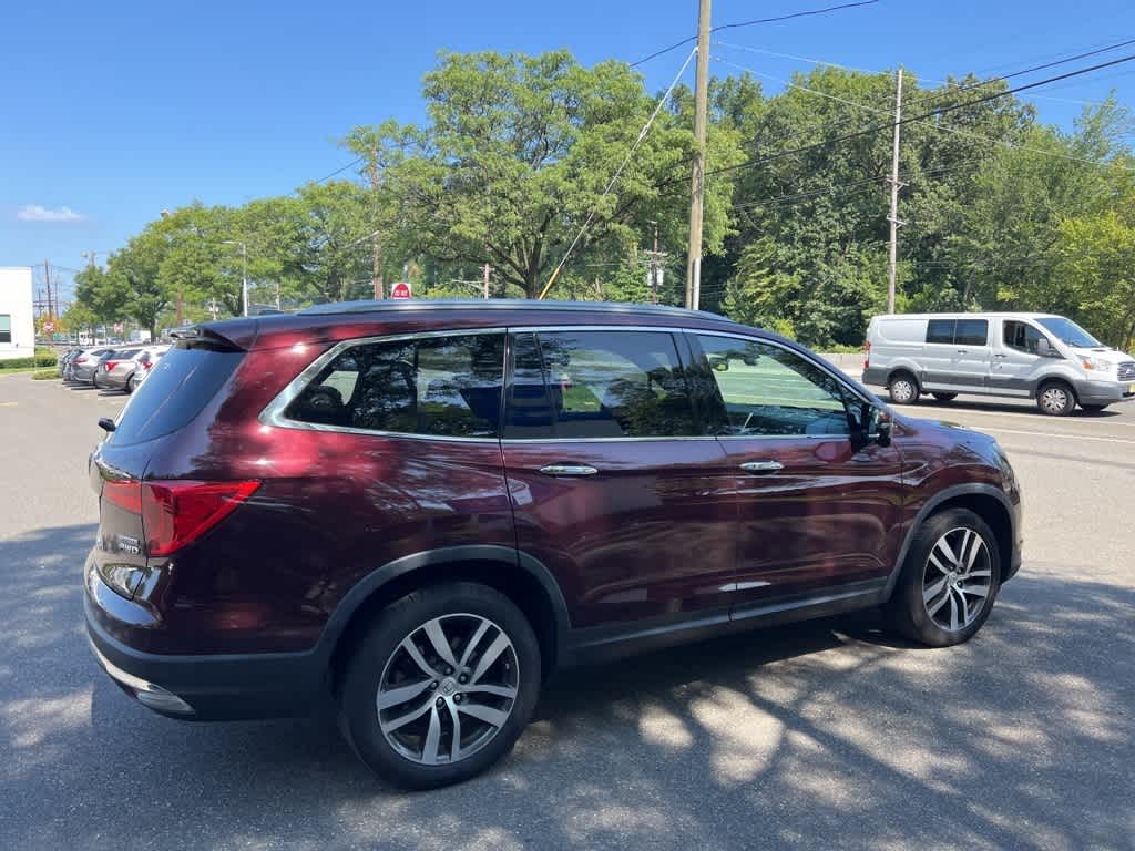 Thumbnail: 2016 Honda Pilot - 7