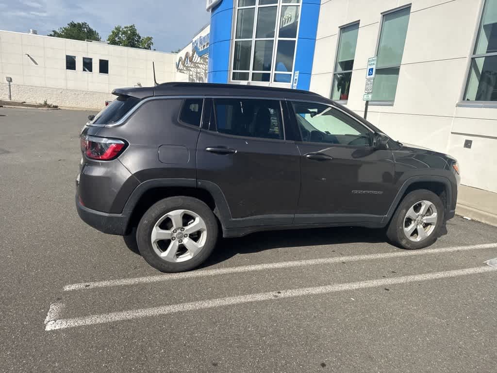 Thumbnail: 2021 Jeep Compass - 13
