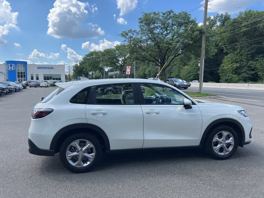 Thumbnail: 2023 Honda HR-V - 4