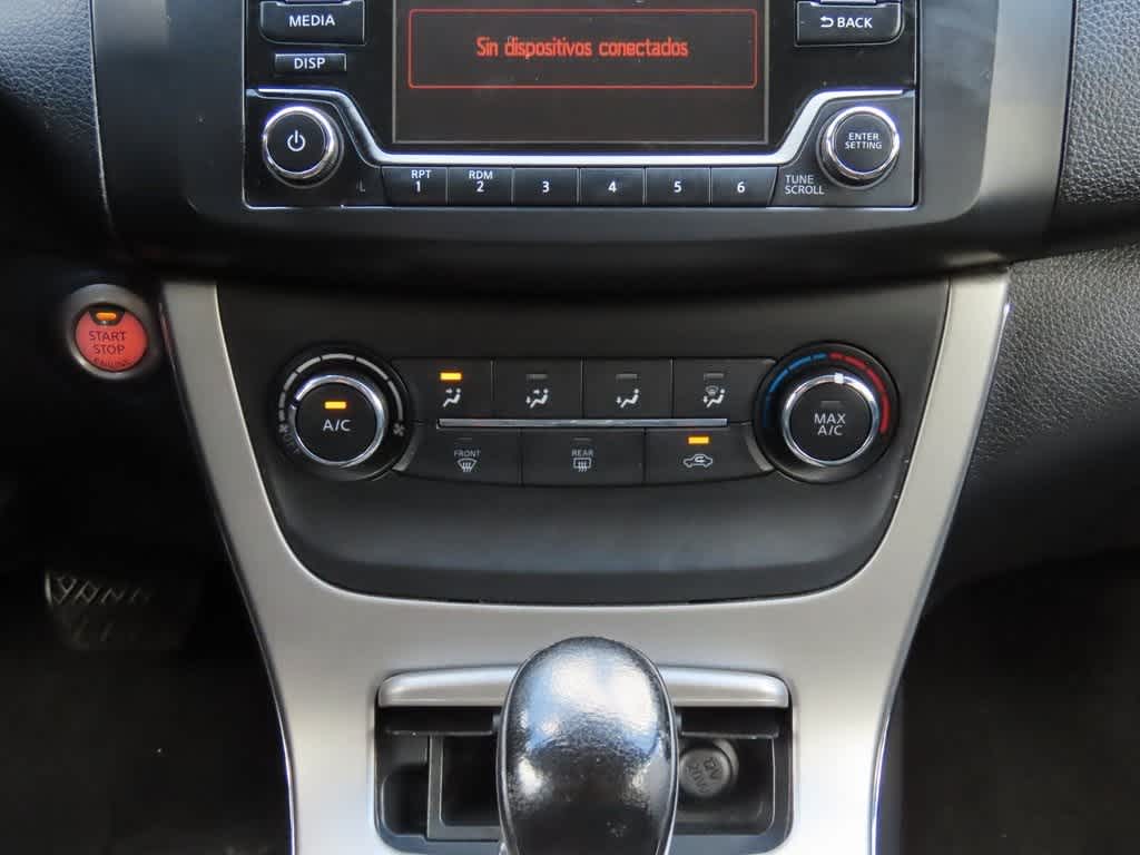 Thumbnail: 2015 Nissan Sentra - 20
