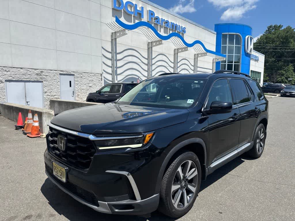 Thumbnail: 2023 Honda Pilot - 3