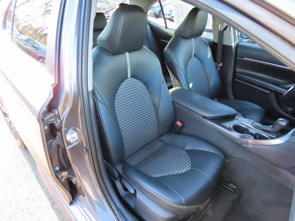 Thumbnail: 2023 Toyota Camry - 16