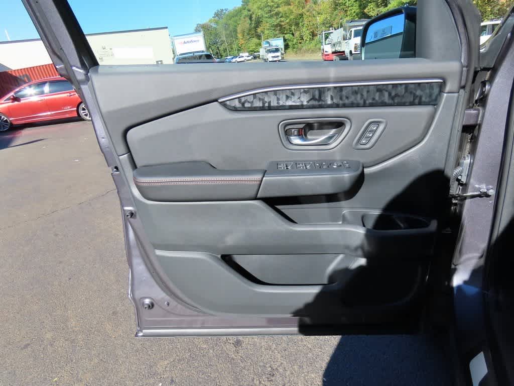 Thumbnail: 2026 Honda Passport - 15