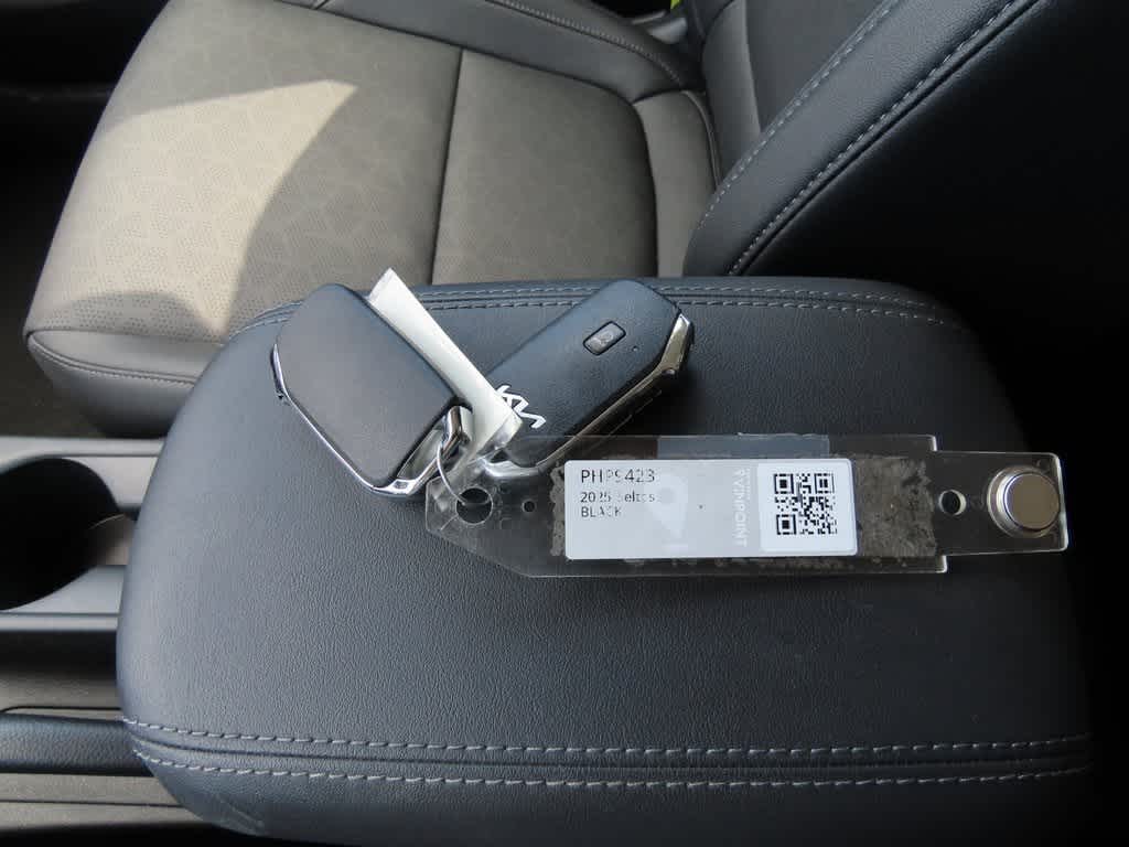 Thumbnail: 2025 Kia Seltos - 26