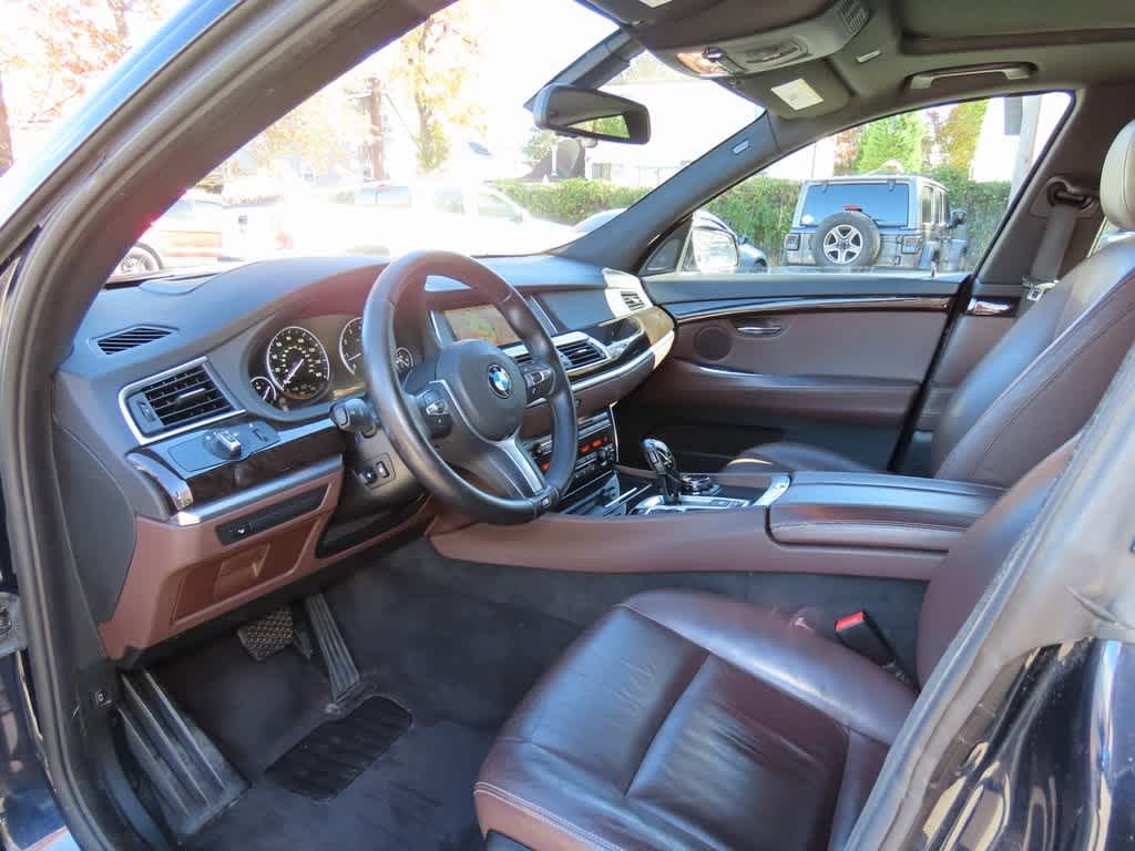 Thumbnail: 2015 BMW 5 Series - 2