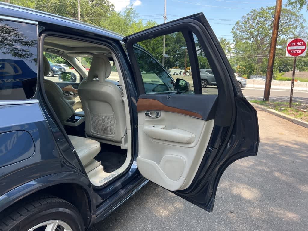 Thumbnail: 2018 Volvo XC90 - 21