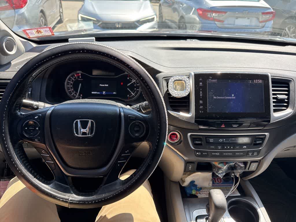 Thumbnail: 2018 Honda Pilot - 18