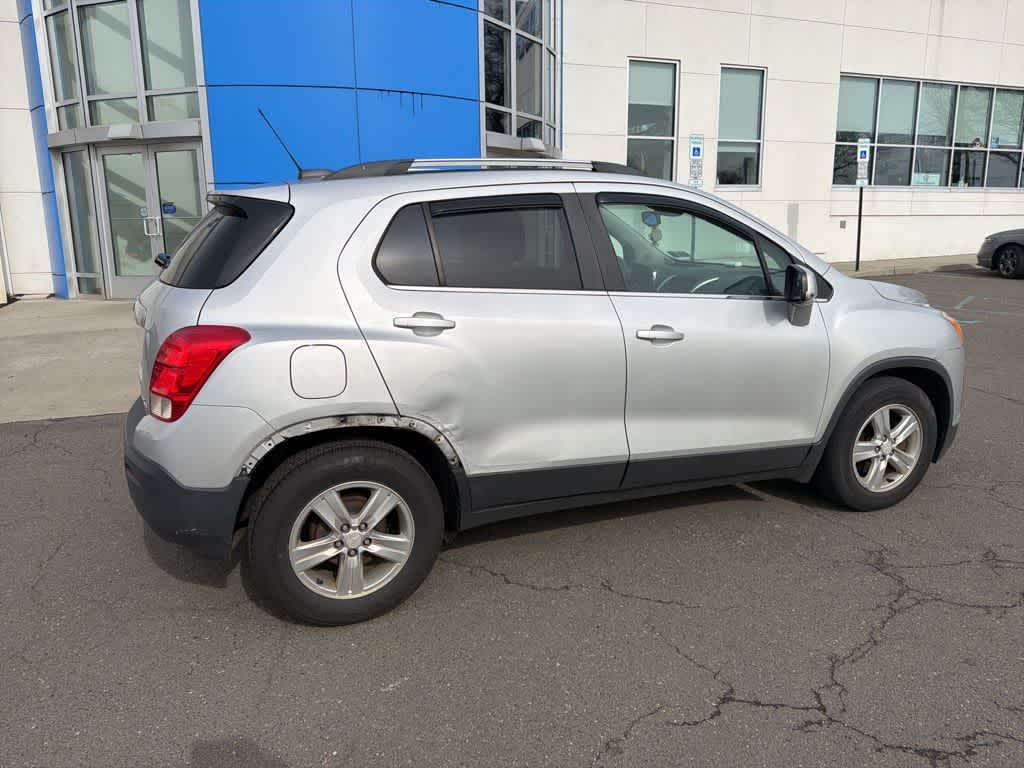 Thumbnail: 2016 Chevrolet Trax - 22