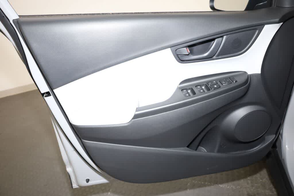 Thumbnail: 2023 Hyundai Kona - 12