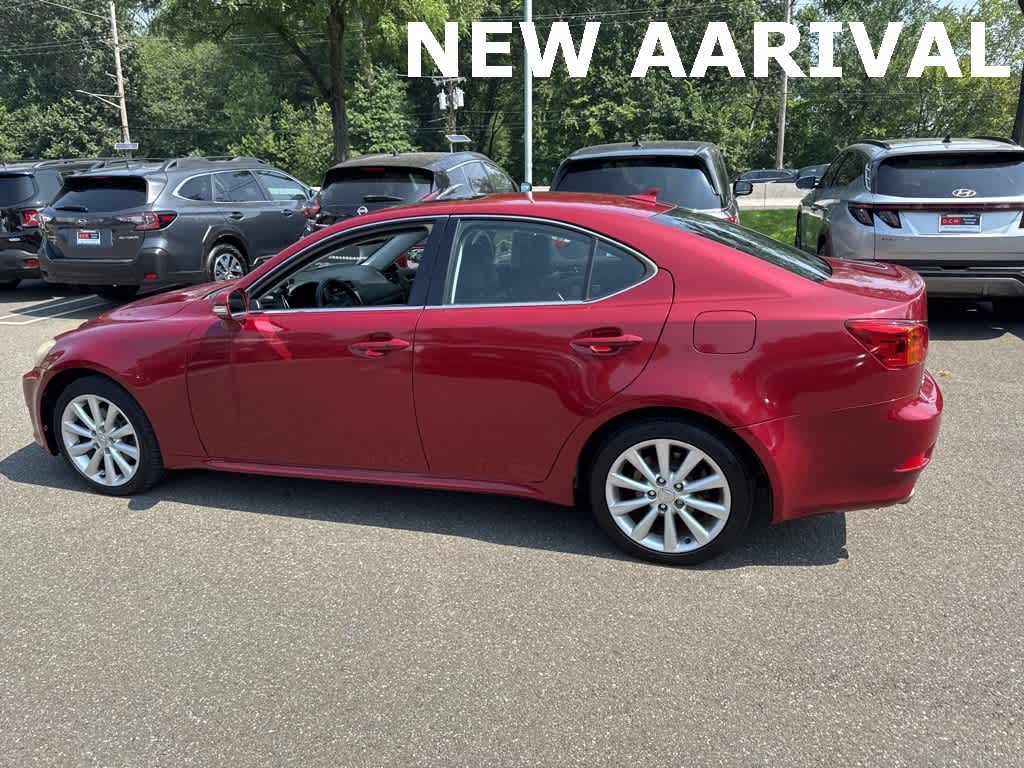 Thumbnail: 2010 Lexus IS - 13