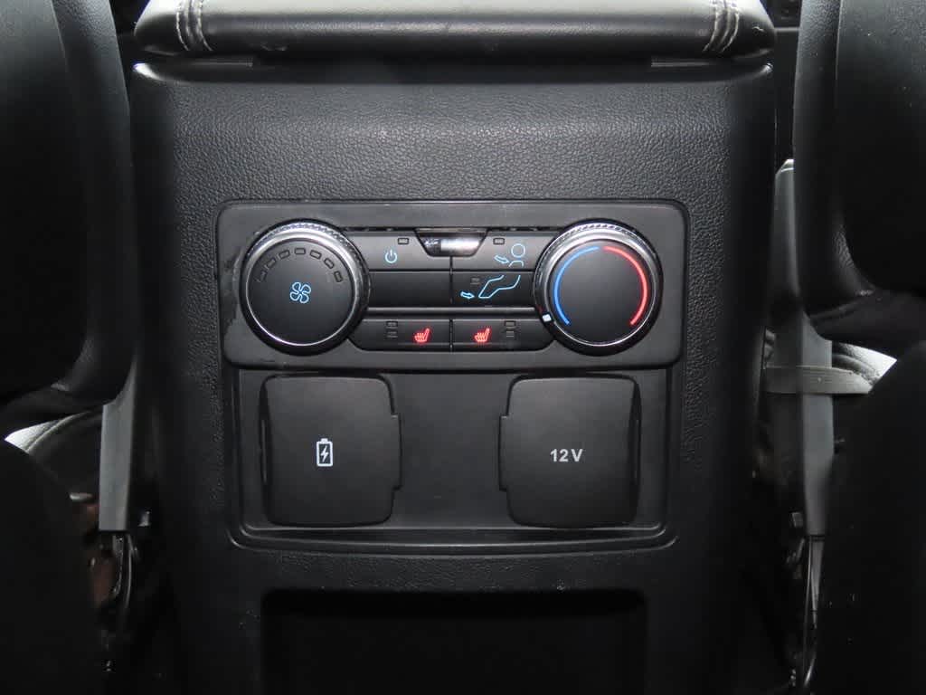 Thumbnail: 2020 Ford Explorer - 27