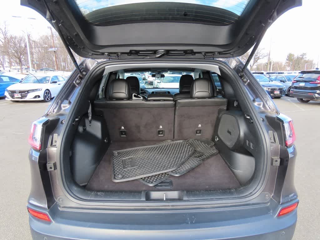 Thumbnail: 2019 Jeep Cherokee - 13