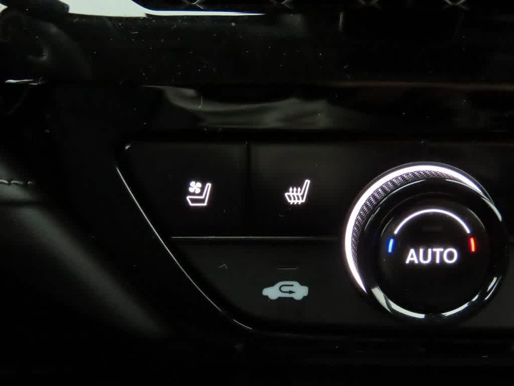 Thumbnail: 2023 Honda Accord - 27