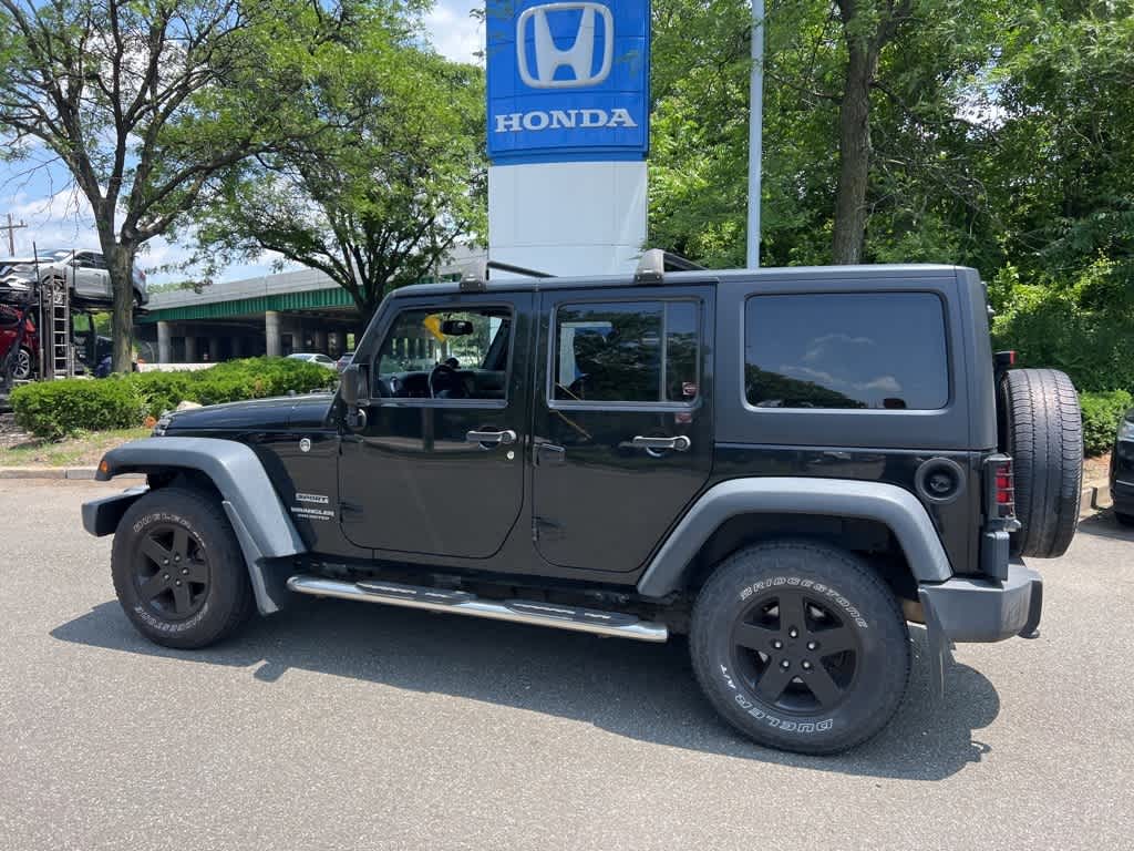 Thumbnail: 2016 Jeep Wrangler - 13