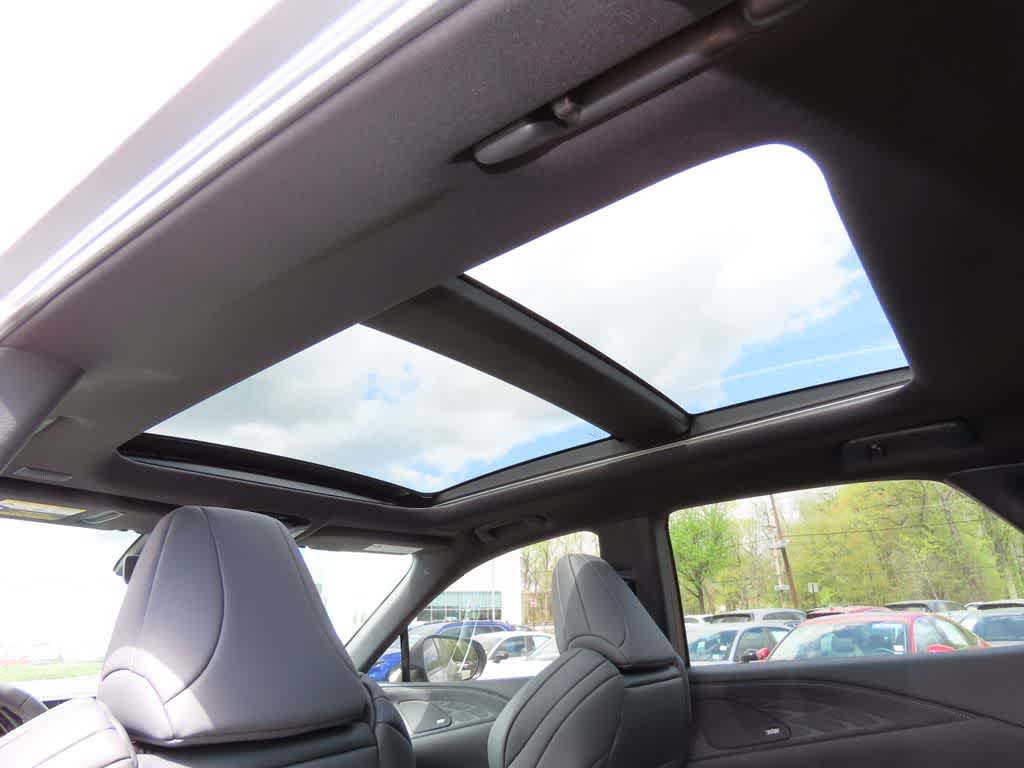 Thumbnail: 2025 Lexus RX - 17