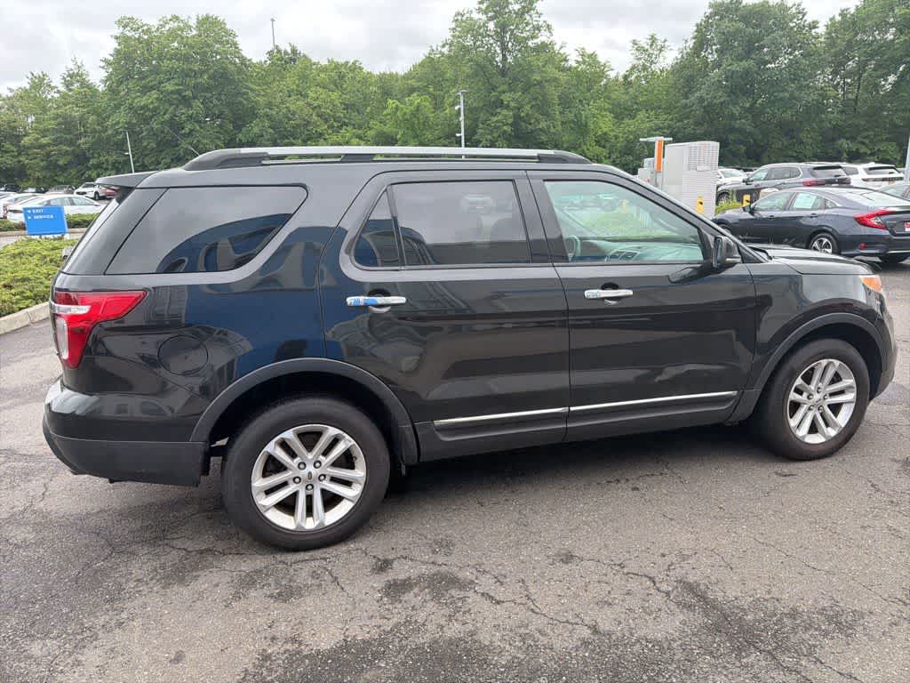 Thumbnail: 2015 Ford Explorer - 11