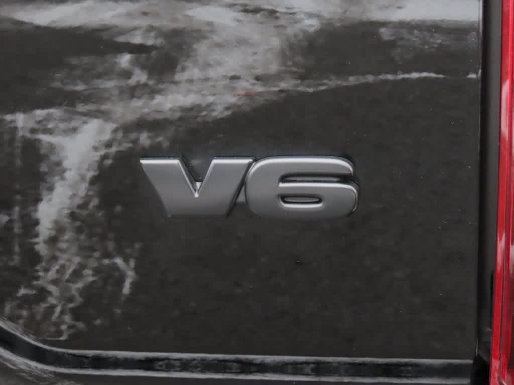 Thumbnail: 2023 Toyota Tacoma - 9