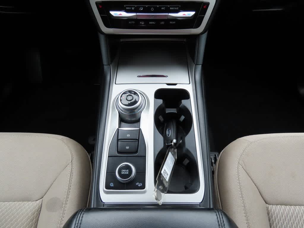 2022 Ford Explorer XLT 22