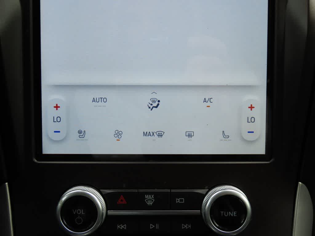 Thumbnail: 2021 Ford Edge - 19