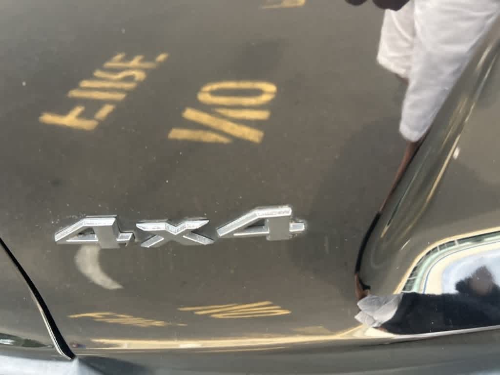 Thumbnail: 2019 Jeep Cherokee - 9