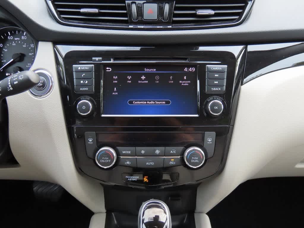 2022 Nissan Rogue Sport SV 19