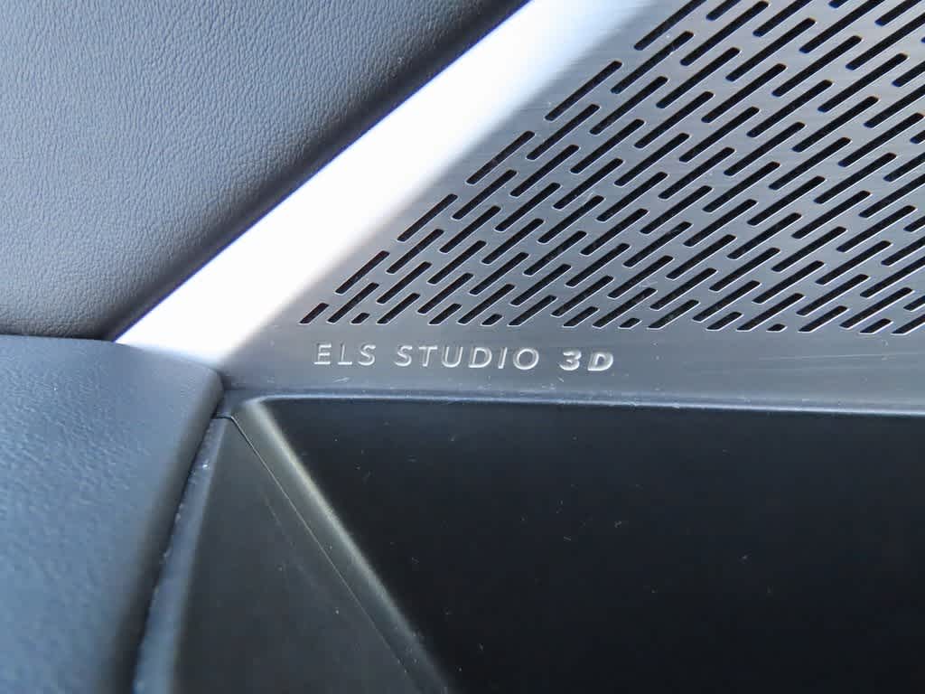 Thumbnail: 2023 Acura MDX - 17