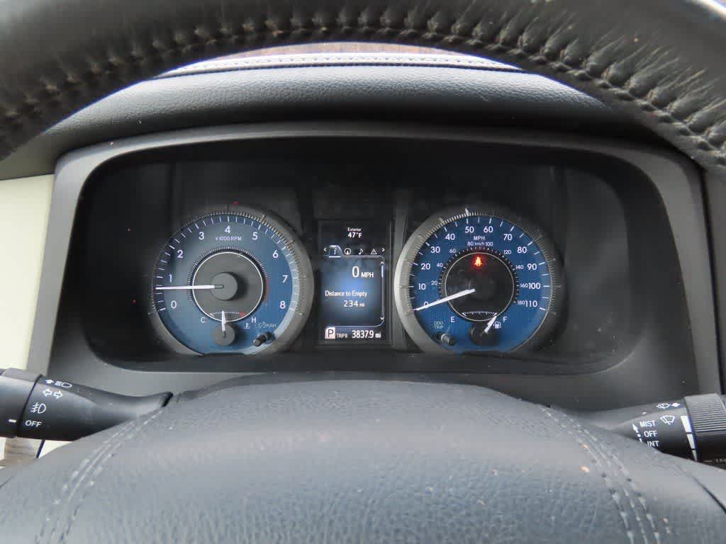 Thumbnail: 2017 Toyota Sienna - 25