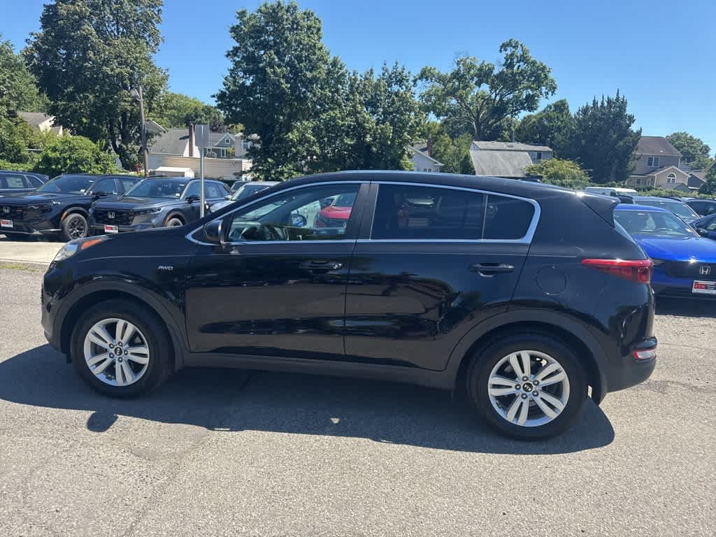 Thumbnail: 2017 Kia Sportage - 7