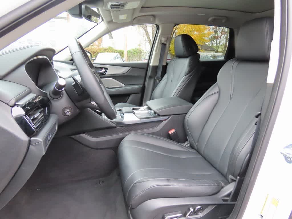 Thumbnail: 2023 Acura MDX - 12