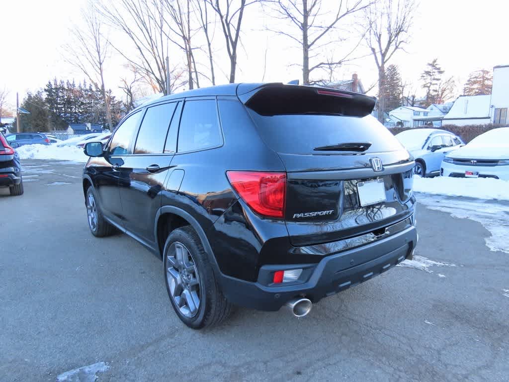 Thumbnail: 2023 Honda Passport - 4