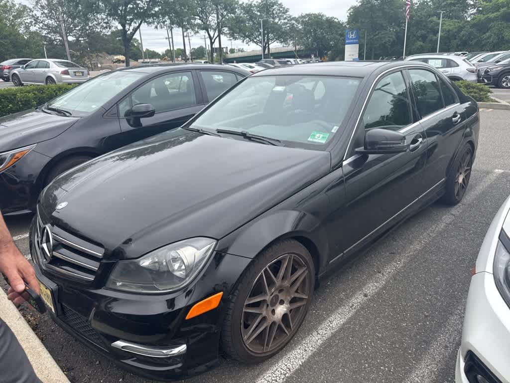Thumbnail: 2014 Mercedes-Benz C-Class - 2