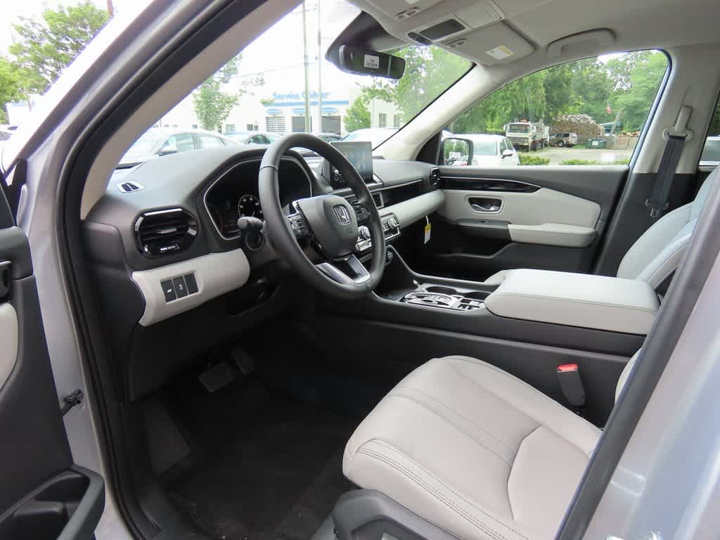 2025 Honda Pilot EX-L 2