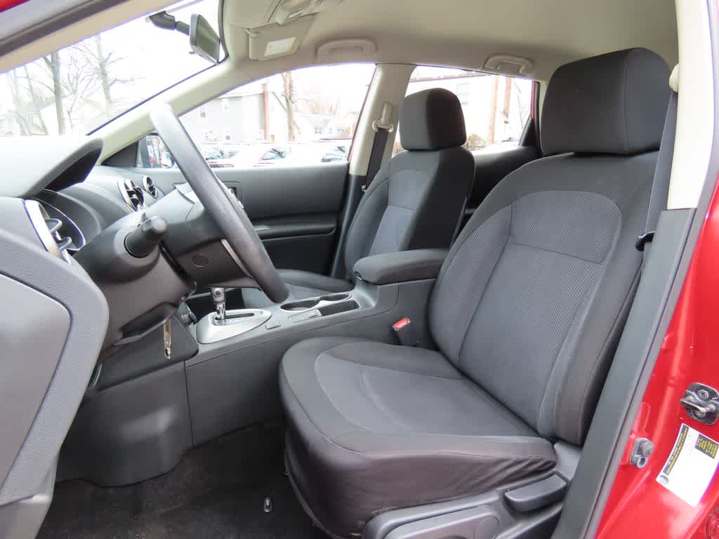 Thumbnail: 2013 Nissan Rogue - 12