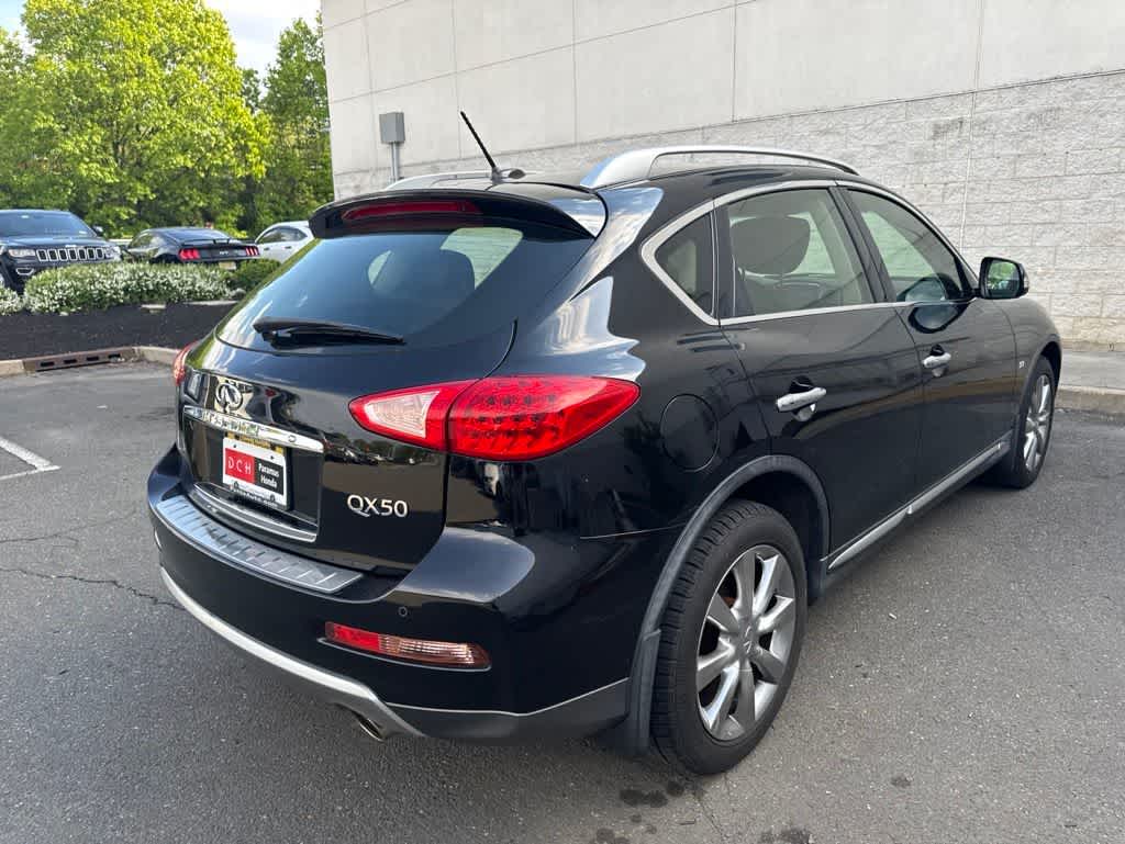 Thumbnail: 2017 INFINITI QX50 - 10