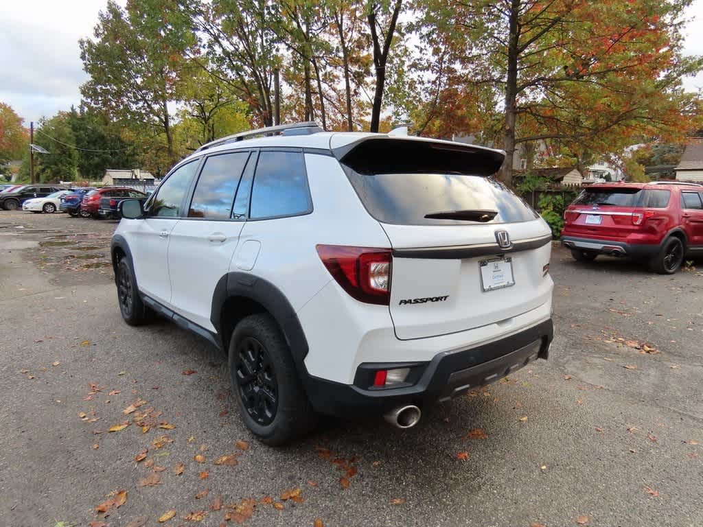 Thumbnail: 2022 Honda Passport - 4