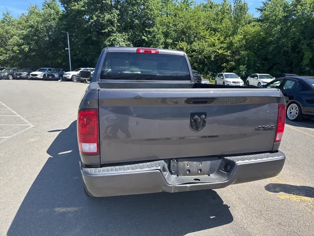Thumbnail: 2019 RAM 1500 Classic - 19
