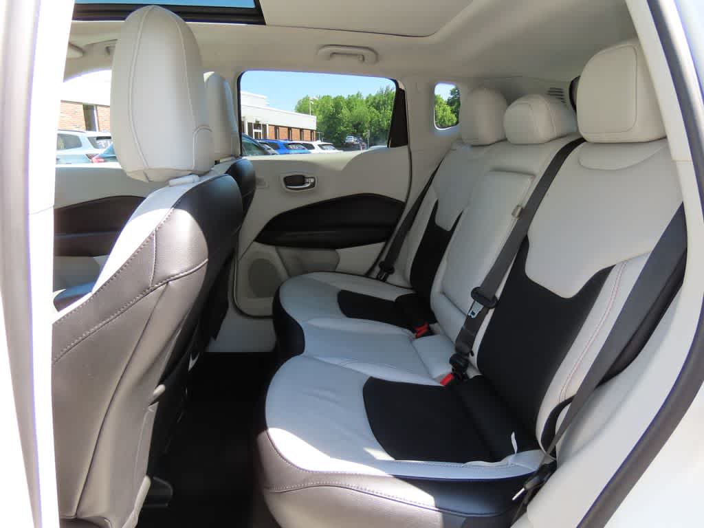Thumbnail: 2021 Jeep Compass - 14