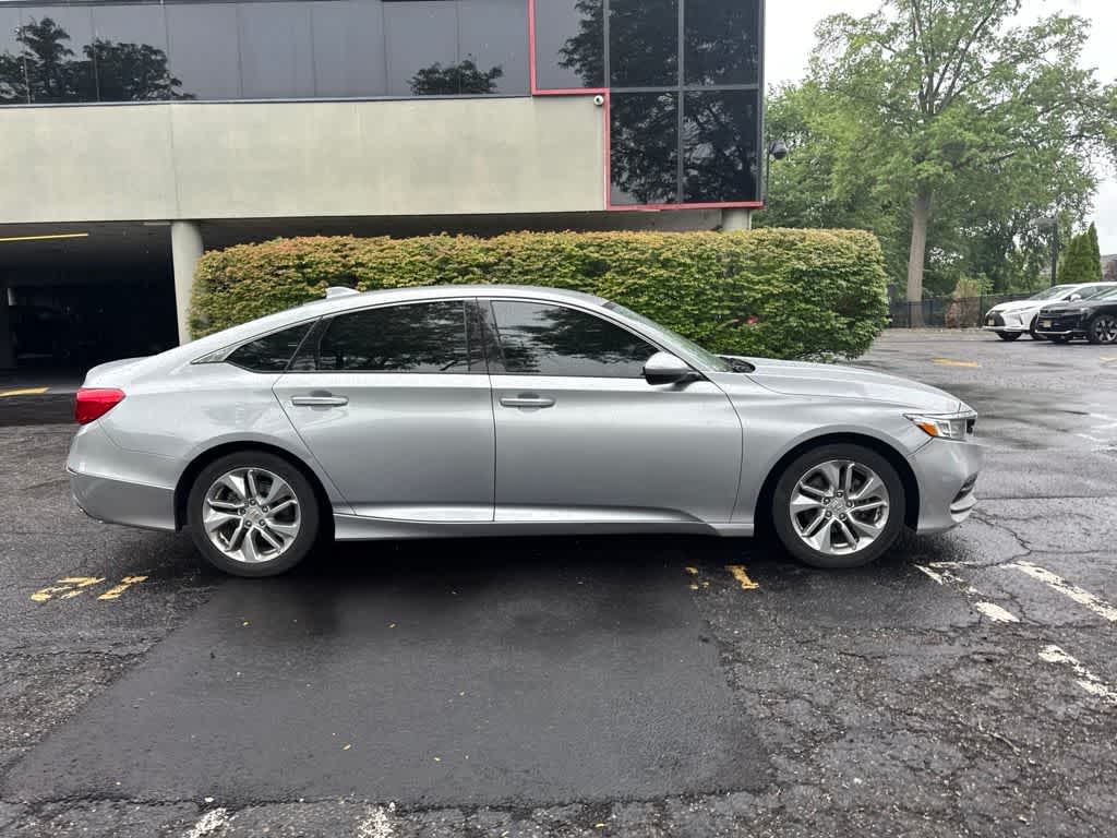 Thumbnail: 2018 Honda Accord - 18