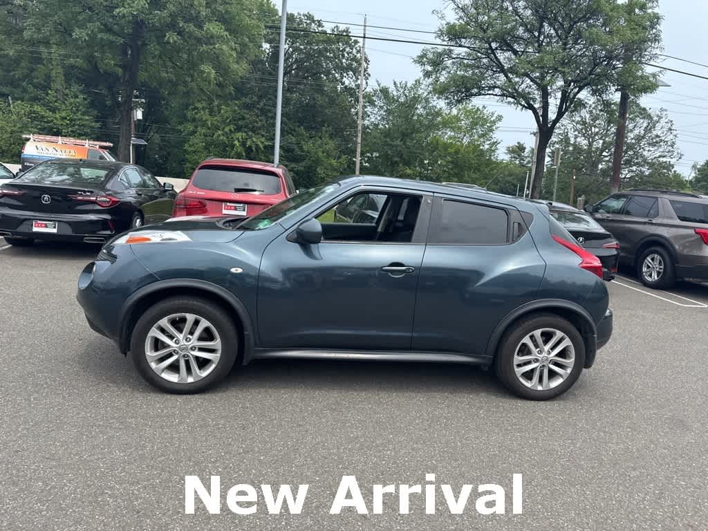 2013 Nissan Juke SV -
                  Paramus, NJ