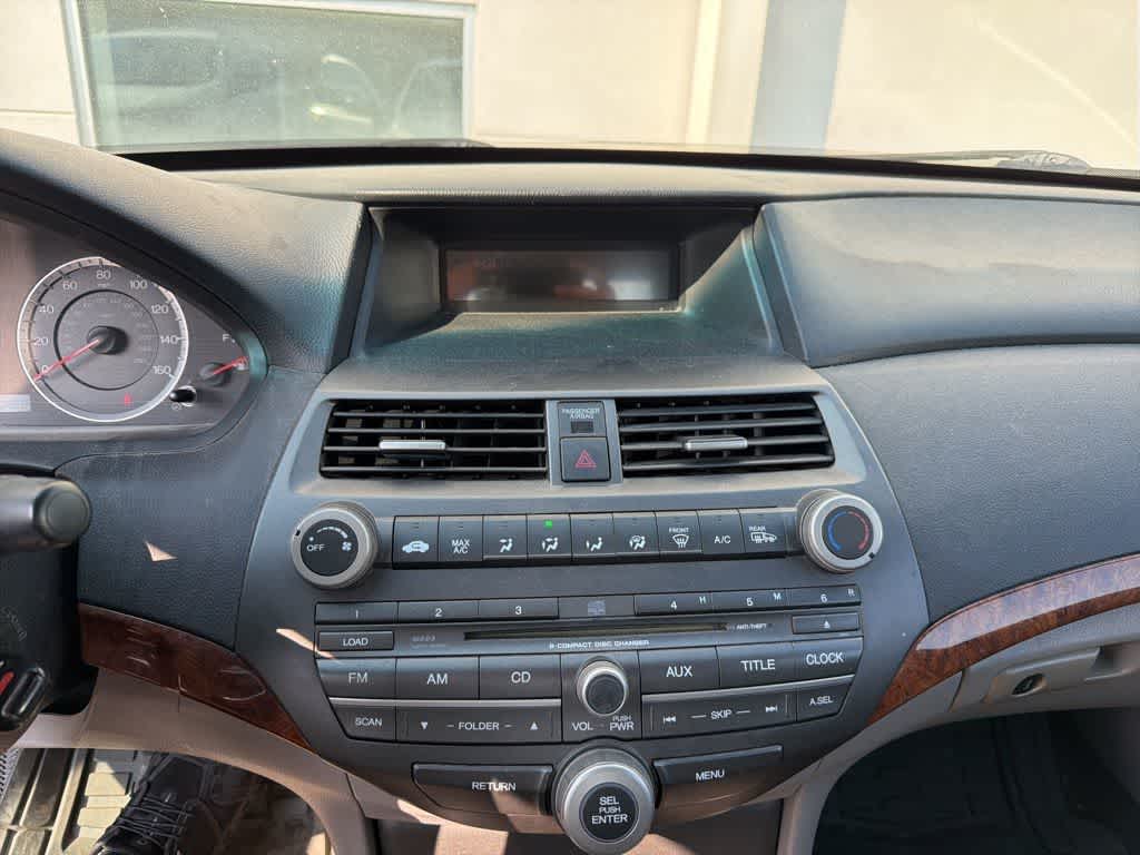 Thumbnail: 2011 Honda Accord - 22