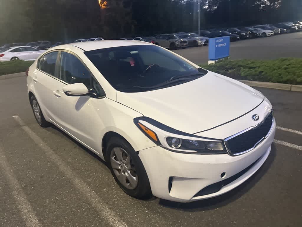 Thumbnail: 2018 Kia Forte - 5