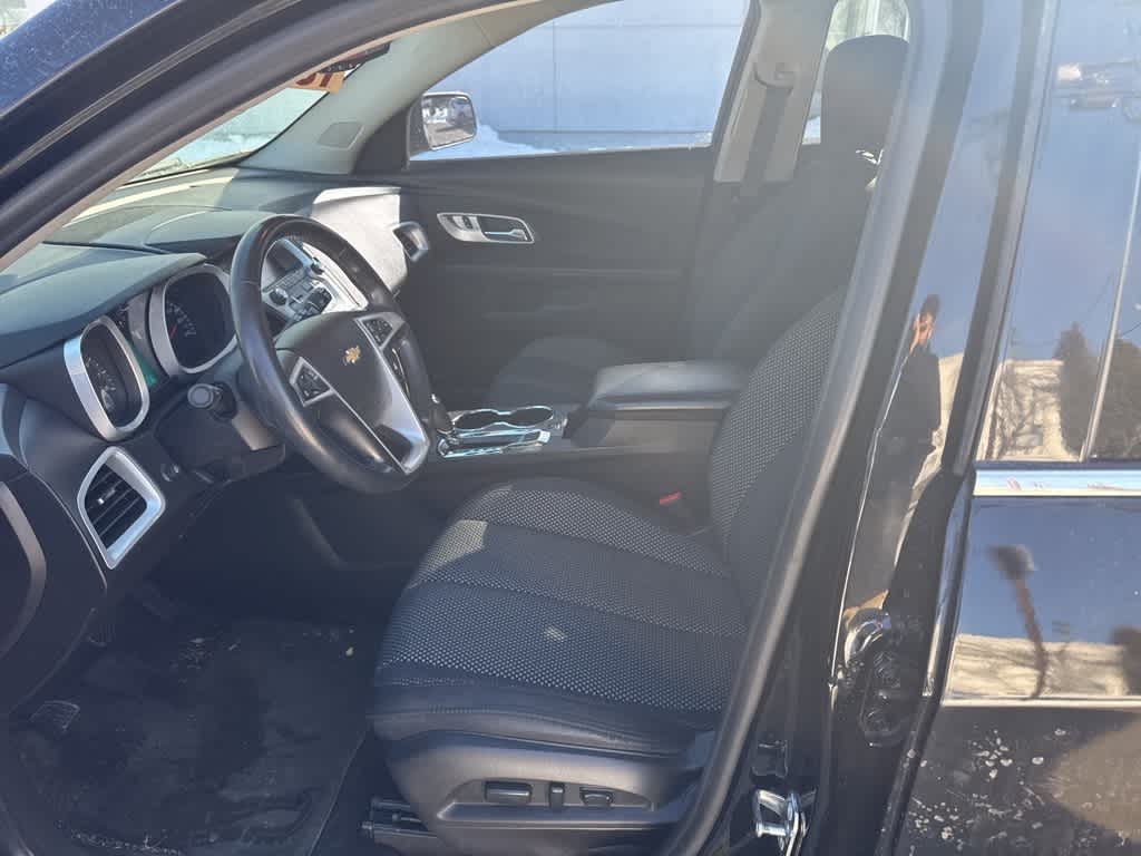 Thumbnail: 2017 Chevrolet Equinox - 18