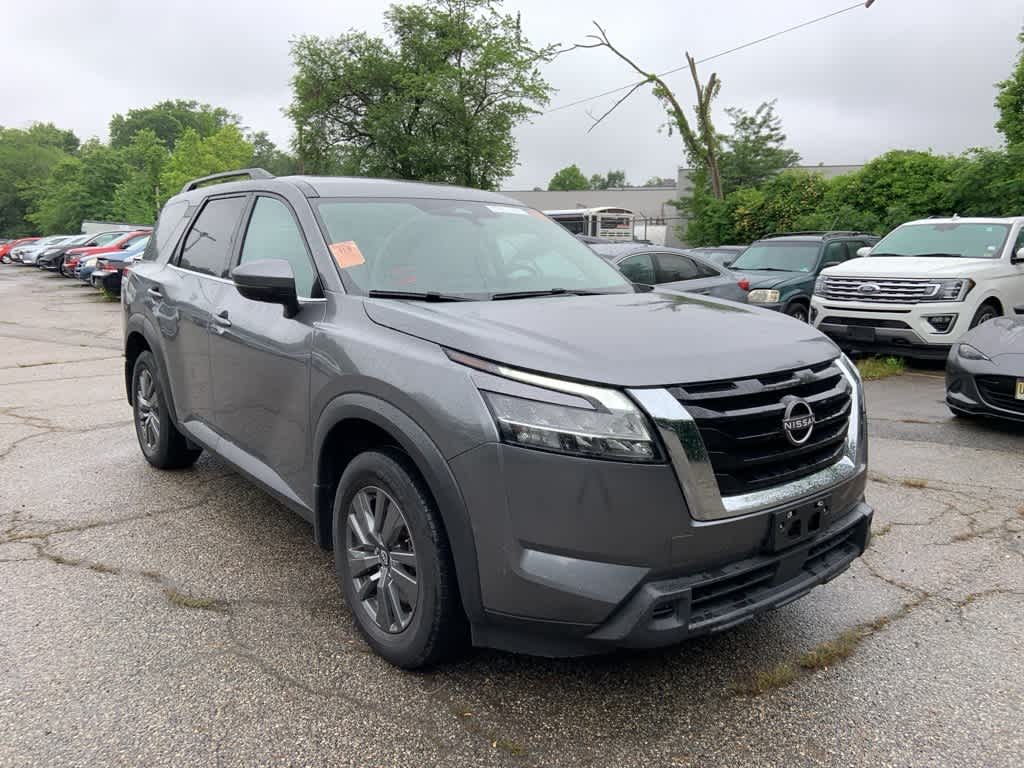 2022 Nissan Pathfinder SV 18