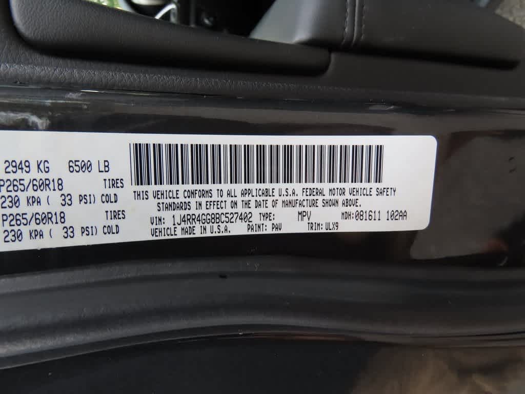 Thumbnail: 2011 Jeep Grand Cherokee - 28