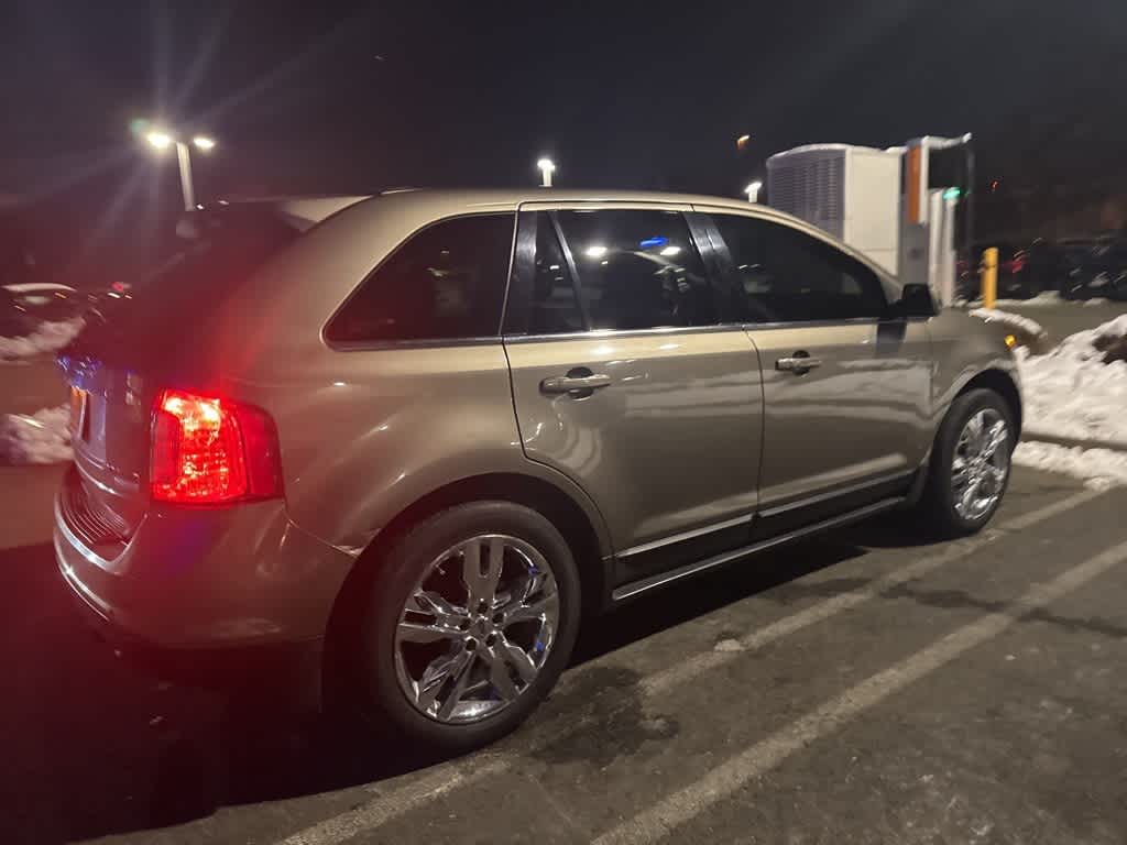 Thumbnail: 2013 Ford Edge - 8