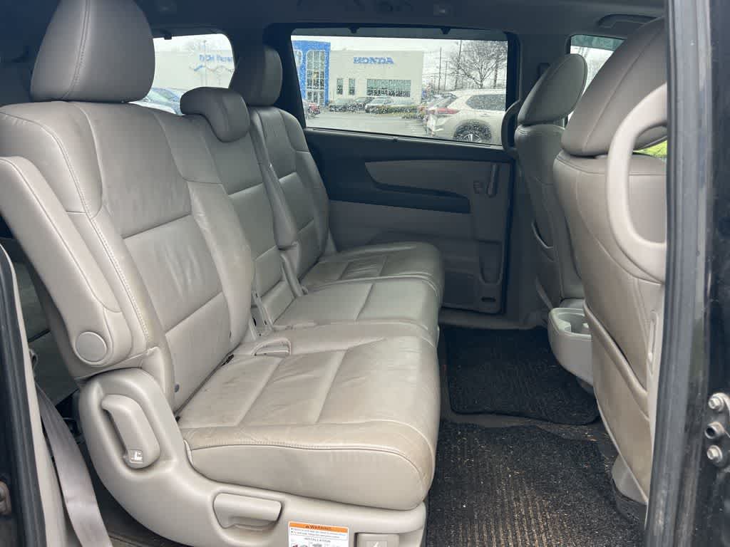 Thumbnail: 2011 Honda Odyssey - 26