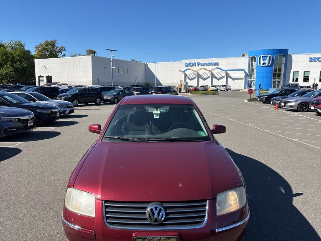 Thumbnail: 2003 Volkswagen Passat - 3