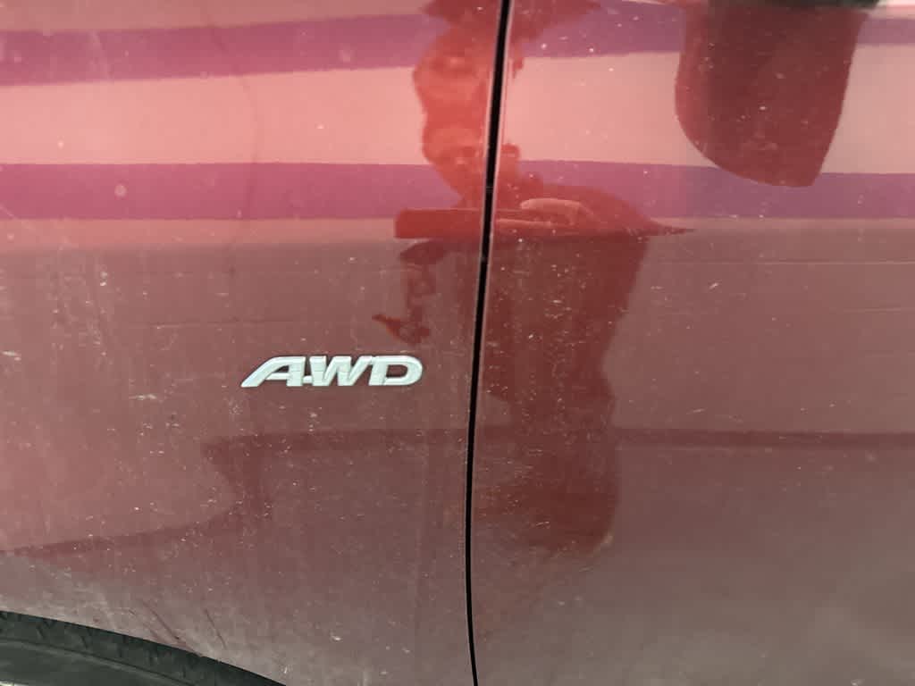 Thumbnail: 2017 Toyota Sienna - 18